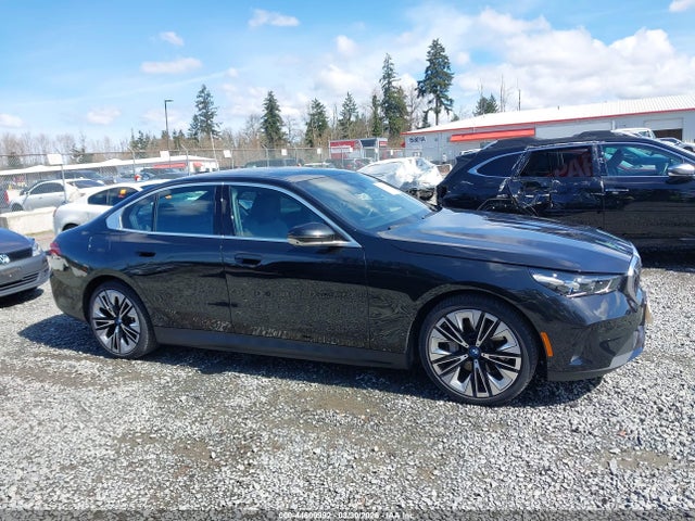 44609992 :رقم المزاد ، WBY33FK01RCP95140 vin ، 2024 Bmw I5 Edrive40 مزاد بيع