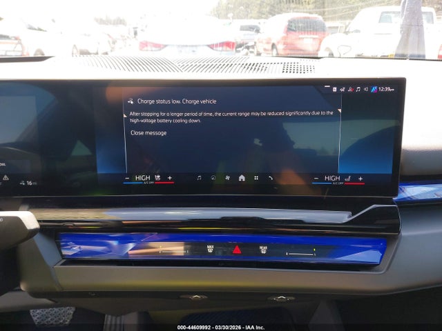 44609992 :رقم المزاد ، WBY33FK01RCP95140 vin ، 2024 Bmw I5 Edrive40 مزاد بيع