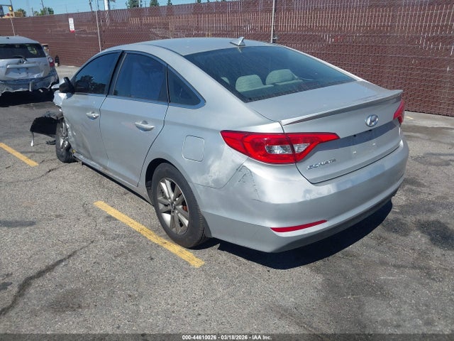 Hyundai SONATA SE 2015 5NPE24AF5FH144553 Image 3