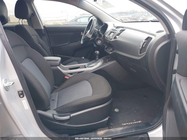 Продажа на аукционе авто 2015 Kia Sportage Lx, vin: KNDPB3AC9F7751231, номер лота: 44610040