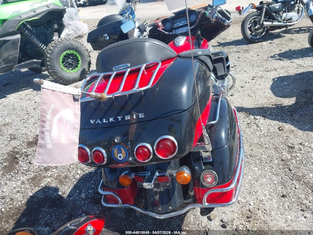 Продаж на аукціоні авто 1999 Honda Gl1500 Cf, vin: 1HFSC4106XA002111, номер лоту: 44610049