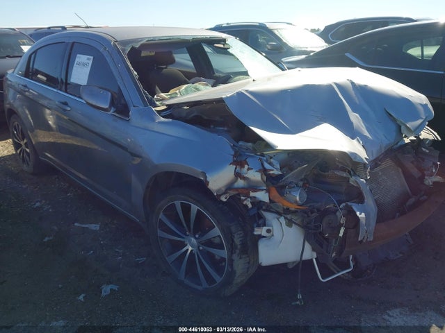 Продаж на аукціоні авто 2014 Chrysler 200 Touring, vin: 1C3CCBBB2EN120265, номер лоту: 44610053
