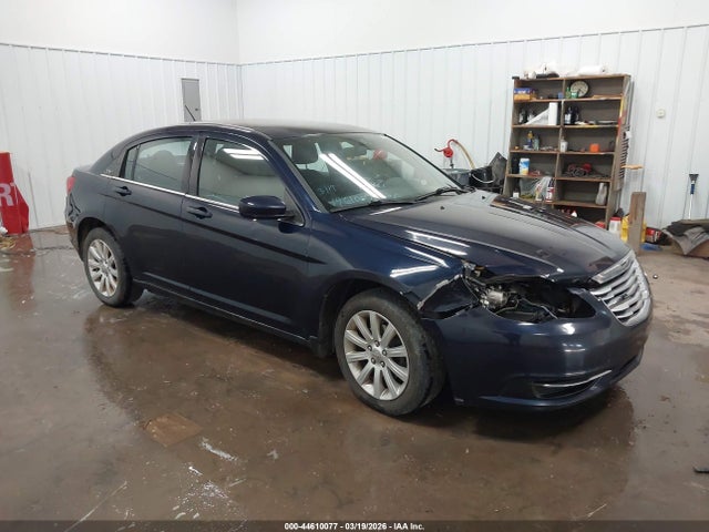 2013 CHRYSLER 200 1C3CCBBB3DN667110
