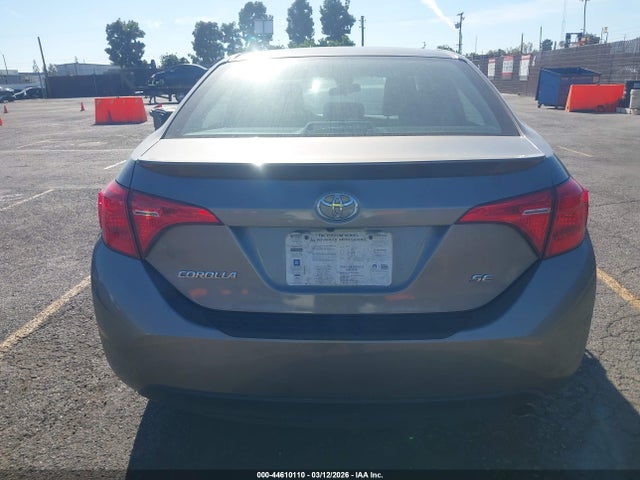 5YFBURHE6JP813805 Toyota COROLLA SE