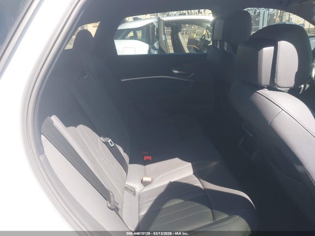 2022 AUDI E-TRON WA1LAAGE1NB013749 Photo 7