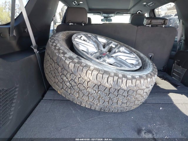 44610150 :رقم المزاد ، 1GKS2GKD7PR133182 vin ، 2023 Gmc Yukon Xl 4wd Slt مزاد بيع