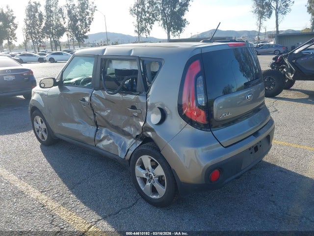 KIA Soul ! 2018 KNDJN2A26J7533643 Image 3