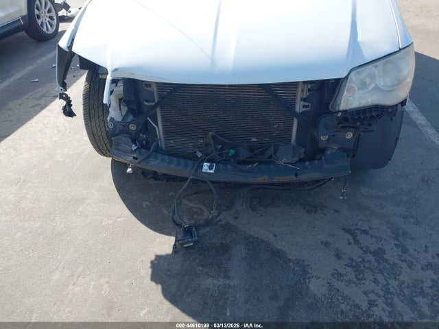 2014 CHRYSLER TOWN & COUNTRY 2C4RC1BG8ER211247 Photo 5