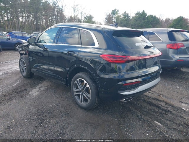 Auction sale of the 2025 Audi All-new Q5 Premium Tfsi Quattro S Tronic, vin: WA11AAGU6S2071043, lot number: 44610213