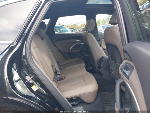 Auction sale of the 2025 Audi All-new Q5 Premium Tfsi Quattro S Tronic, vin: WA11AAGU6S2071043, lot number: 44610213
