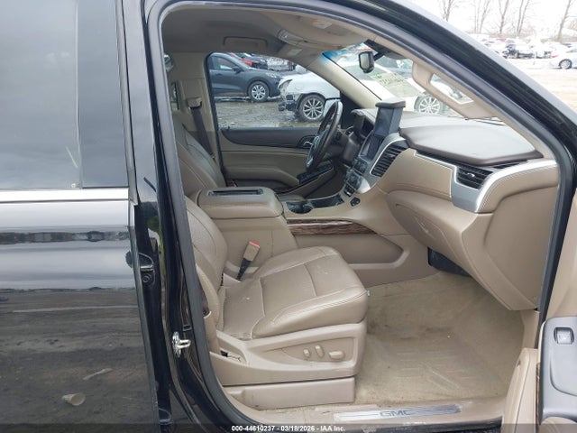 44610237 :رقم المزاد ، 1GKS2BKC2HR212755 vin ، 2017 Gmc Yukon Slt مزاد بيع
