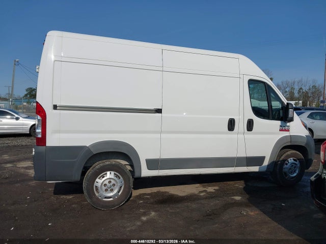 44610292 :رقم المزاد ، 3C6TRVBG8JE143417 vin ، 2018 Ram Promaster 1500 High Roof 136 Wb مزاد بيع