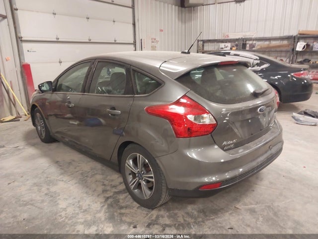 Ford FOCUS SE 2014 1FADP3K29EL346752 Image 3