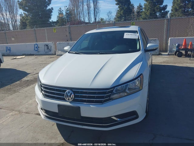 1VWBT7A36HC080025 Volkswagen Passat 1.8t Se