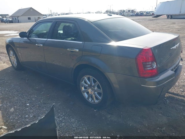 44610339 :رقم المزاد ، 2C3CA5CV6AH136696 vin ، 2010 Chrysler 300 Touring/signature Series/executive Series مزاد بيع