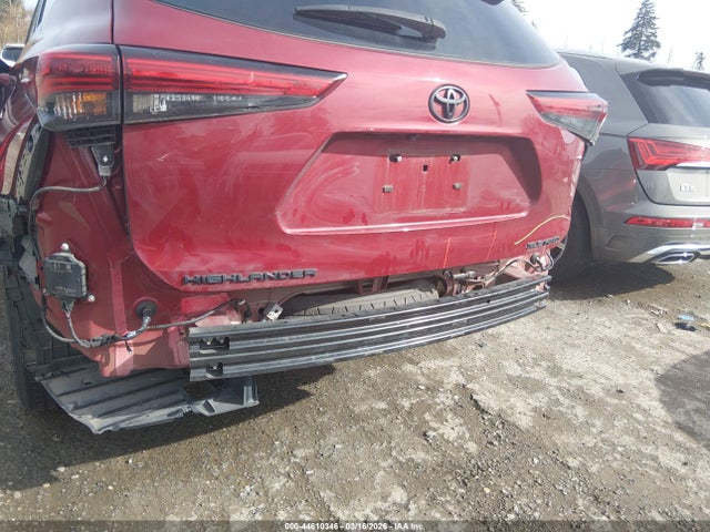 5TDGZRBHXNS595262 Toyota Highlander Xle