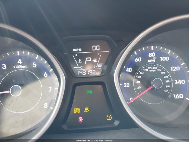 Hyundai Elantra Limited 2014 5NPDH4AE2EH490950 Image 16