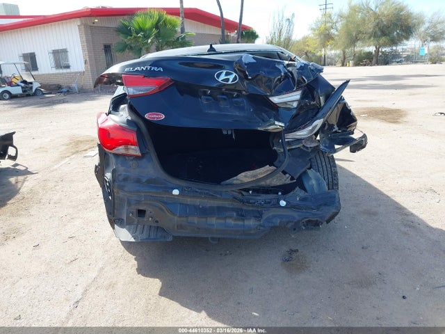Hyundai Elantra Limited 2014 5NPDH4AE2EH490950 Image 17