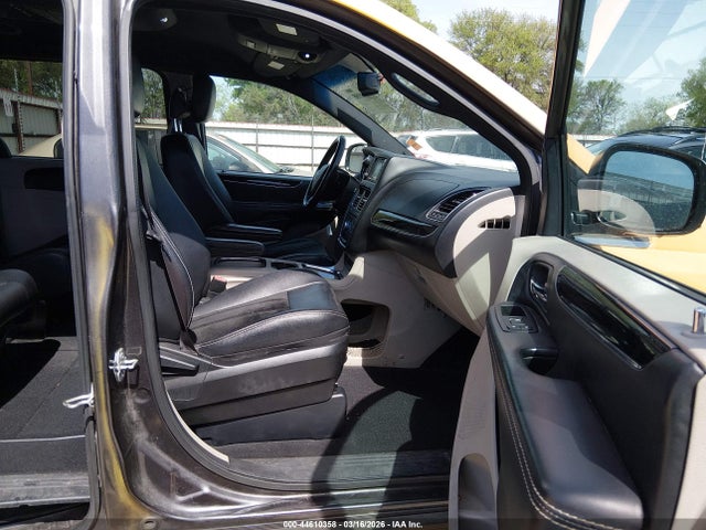 Продаж на аукціоні авто 2015 Dodge Grand Caravan Sxt Plus, vin: 2C4RDGCG9FR664308, номер лоту: 44610358