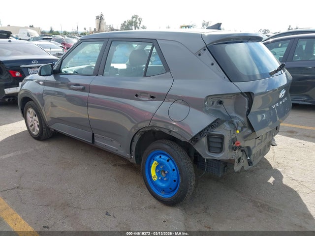 2022 HYUNDAI VENUE KMHRB8A37NU207442 Photo 2