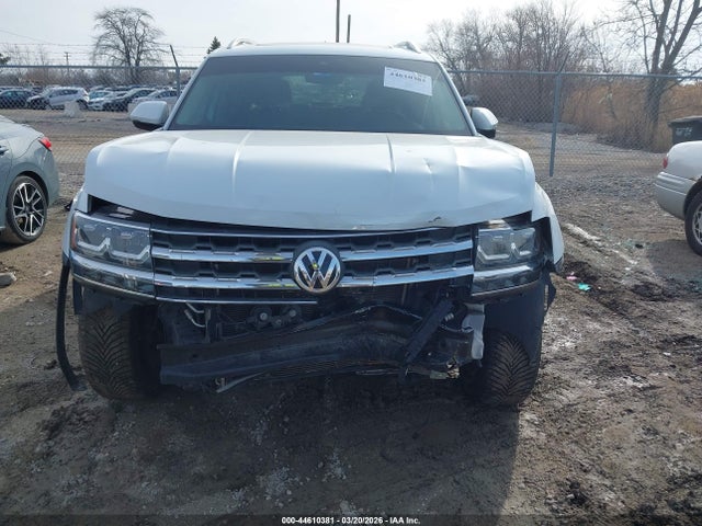 Продажа на аукционе авто 2018 Volkswagen Atlas 3.6l V6 Sel, vin: 1V2ER2CAXJC576091, номер лота: 44610381