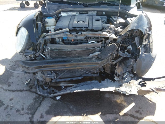 Auction sale of the 2013 Volkswagen Beetle 2.5l, vin: 3VW5P7AT5DM816575, lot number: 44610411