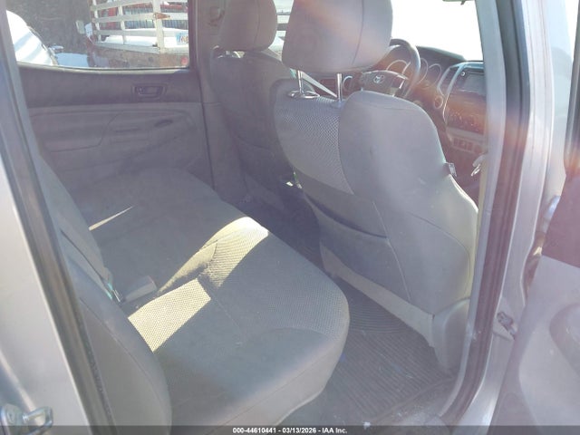 Toyota Tacoma Base V6 2015 5TFLU4EN4FX132479 Image 8