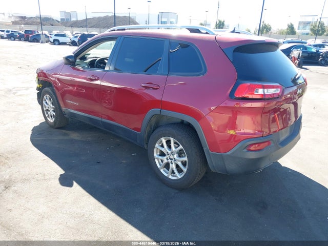 1C4PJLCB6GW160255 Jeep Cherokee Latitude