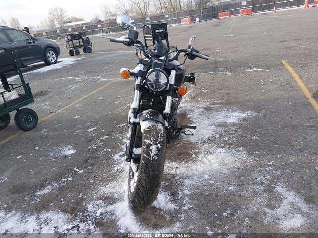 56KSBV61XS3024057 INDIAN MOTORCYCLE CO. Scout Sixty Bobber