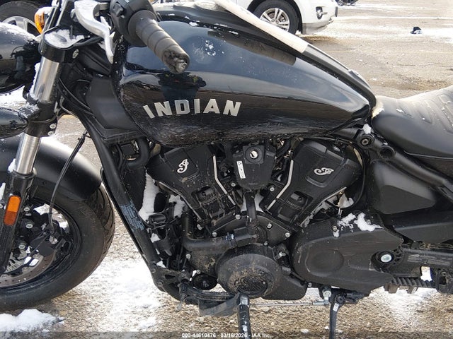 56KSBV61XS3024057 INDIAN MOTORCYCLE CO. Scout Sixty Bobber