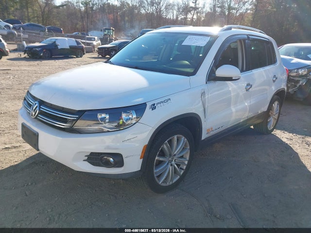 2013 Volkswagen Tiguan S/se/sel მანქანა იყიდება აუქციონზე, vin: WVGBV7AX5DW512964, აუქციონის ნომერი: 44610477