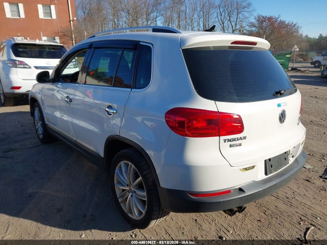 2013 Volkswagen Tiguan S/se/sel მანქანა იყიდება აუქციონზე, vin: WVGBV7AX5DW512964, აუქციონის ნომერი: 44610477
