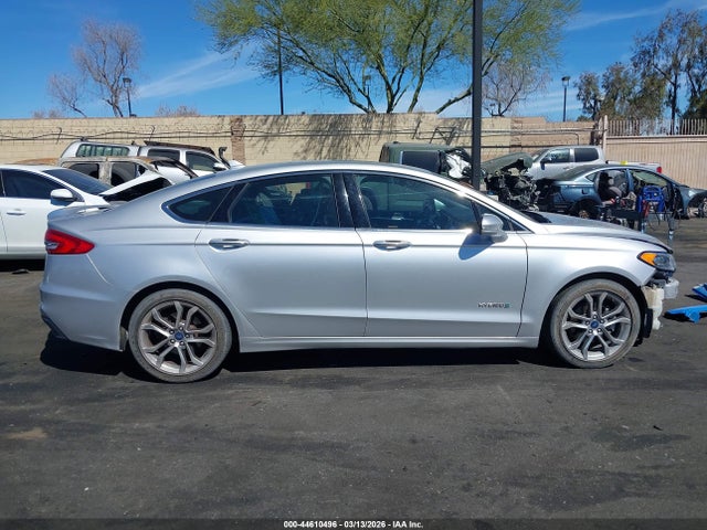 Ford Fusion Hybrid Titanium 2019 3FA6P0RU1KR118482 Image 14