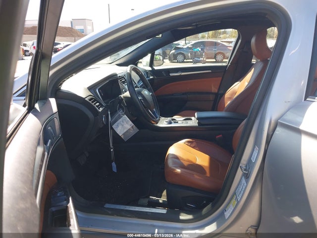 Ford Fusion Hybrid Titanium 2019 3FA6P0RU1KR118482 Image 5
