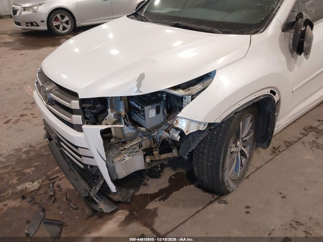 Aukcja sprzedaży 2017 Toyota Highlander Xle, vin: 5TDJZRFH5HS430417, numer aukcji: 44610505