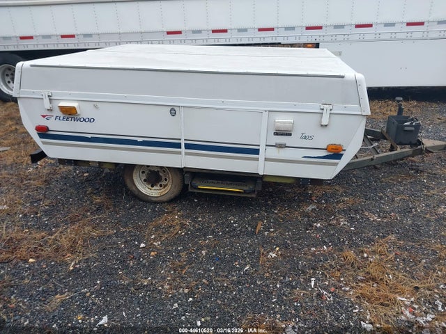 44610520 :رقم المزاد ، 4CE675D1857274903 vin ، 2005 Fleetwood Tioga مزاد بيع