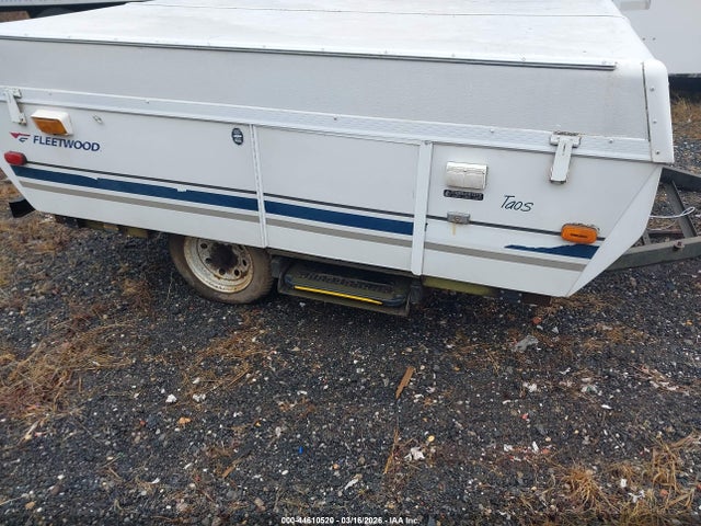 44610520 :رقم المزاد ، 4CE675D1857274903 vin ، 2005 Fleetwood Tioga مزاد بيع
