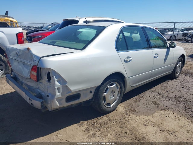 2002 LEXUS LS 430 JTHBN30F920063759 Photo 3