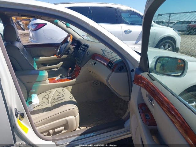 2002 LEXUS LS 430 JTHBN30F920063759 Photo 4