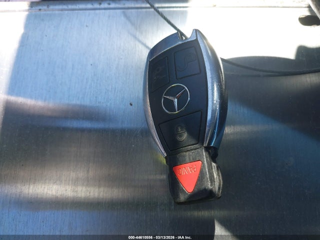 2010 Mercedes-benz E 350 მანქანა იყიდება აუქციონზე, vin: WDDHF5GB7AA171058, აუქციონის ნომერი: 44610556
