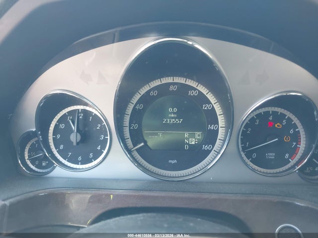 2010 Mercedes-benz E 350 მანქანა იყიდება აუქციონზე, vin: WDDHF5GB7AA171058, აუქციონის ნომერი: 44610556