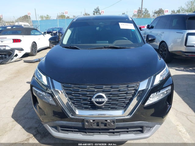 5N1BT3BA4NC700323 Nissan Rogue Sv Fwd