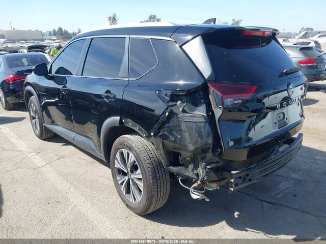 5N1BT3BA4NC700323 Nissan Rogue Sv Fwd