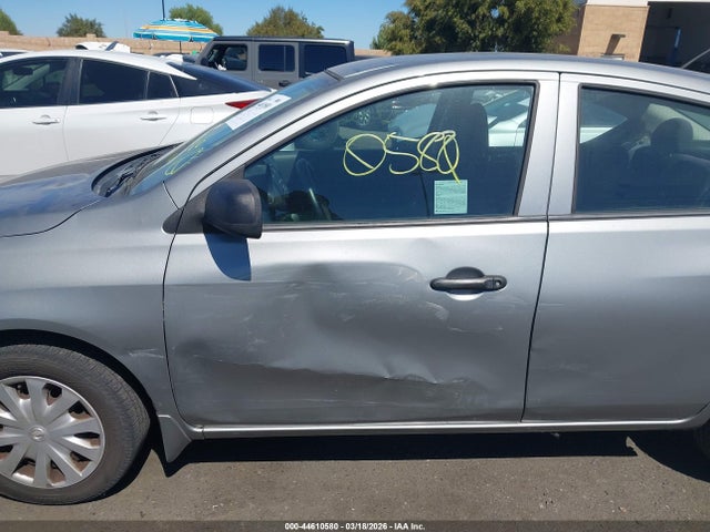 3N1CN7APXEL848645 Nissan Versa 1.6 S+