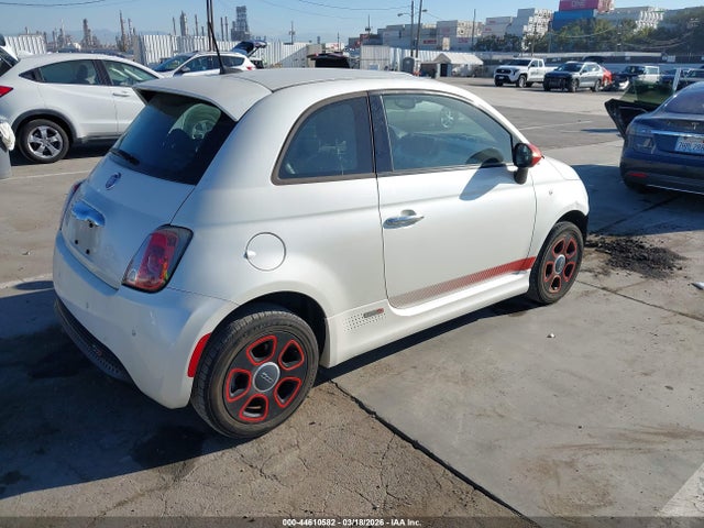 2016 FIAT 500E 3C3CFFGE5GT221949 Photo 3