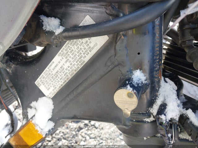 44610595 :رقم المزاد ، JS1NP41AX62101277 vin ، 2006 Suzuki Ls650 P مزاد بيع