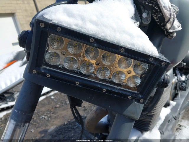 44610595 :رقم المزاد ، JS1NP41AX62101277 vin ، 2006 Suzuki Ls650 P مزاد بيع