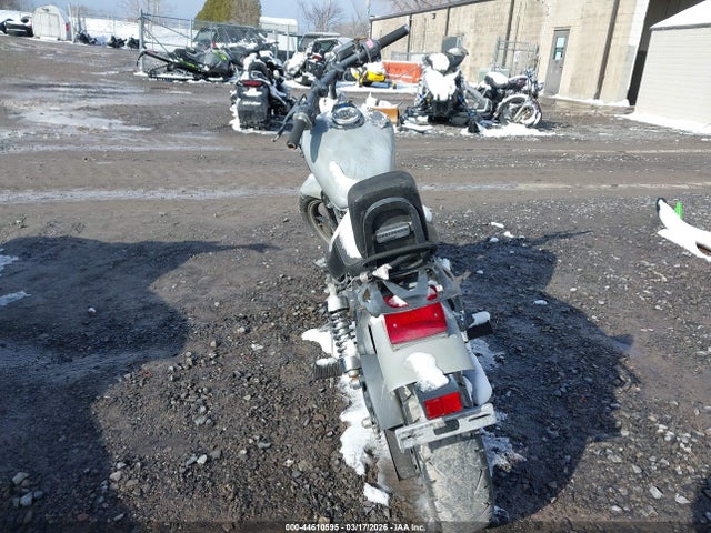 44610595 :رقم المزاد ، JS1NP41AX62101277 vin ، 2006 Suzuki Ls650 P مزاد بيع