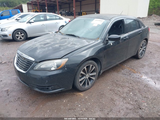 Продаж на аукціоні авто 2012 Chrysler 200 S, vin: 1C3CCBHG7CN263714, номер лоту: 44610602