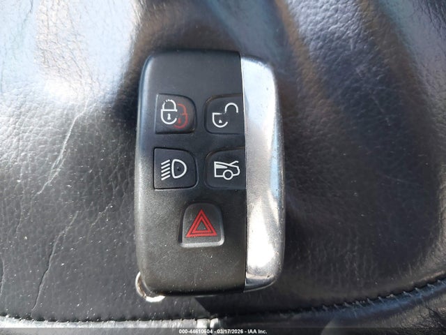 2013 JAGUAR XF SAJWA0E71D8S67007 Photo 10